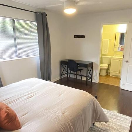 Peaceful, Private Master Bedroom With Own Bath Near Hilo, With Ac! Keaau Kültér fotó
