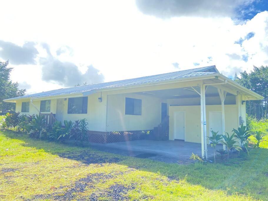 Peaceful, Private Master Bedroom With Own Bath Near Hilo, With Ac! Keaau Kültér fotó