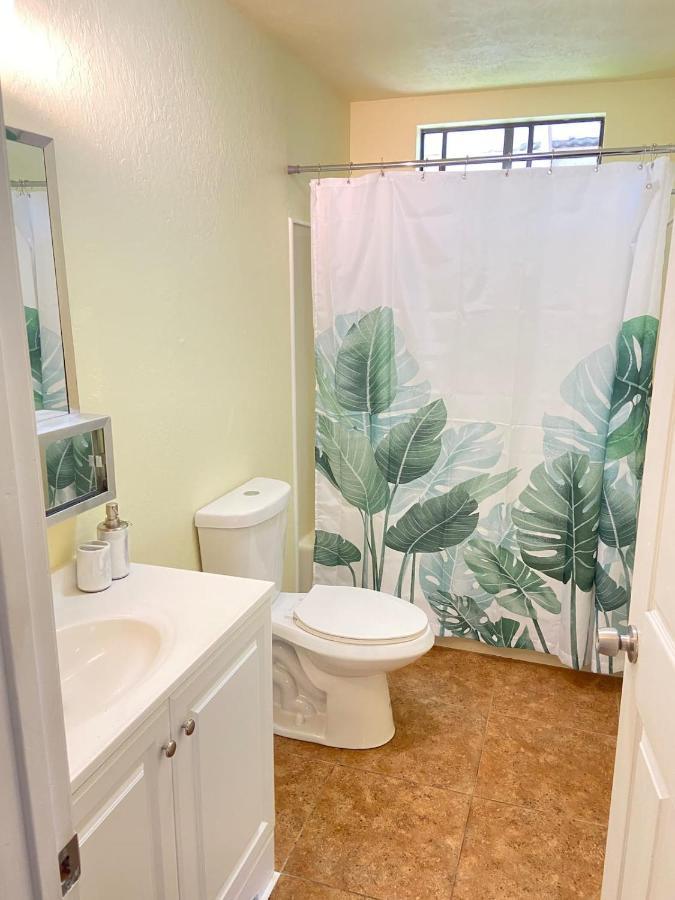 Peaceful, Private Master Bedroom With Own Bath Near Hilo, With Ac! Keaau Kültér fotó